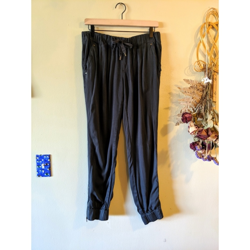 Converse joggers